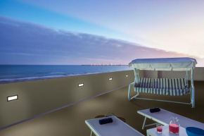 CaseSicule: Corallo Charme Sea View Apartment on the Pozzallo Promenade, beach at 30 m, Wi-Fi
